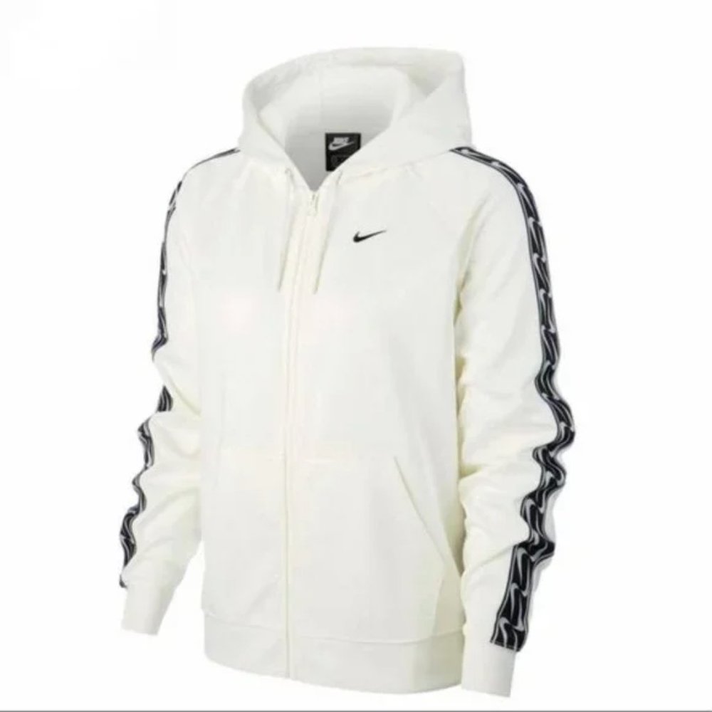 Nike Women’s Sportswear Logo Tape Full Zip Hoodie -size XS (BNWT)